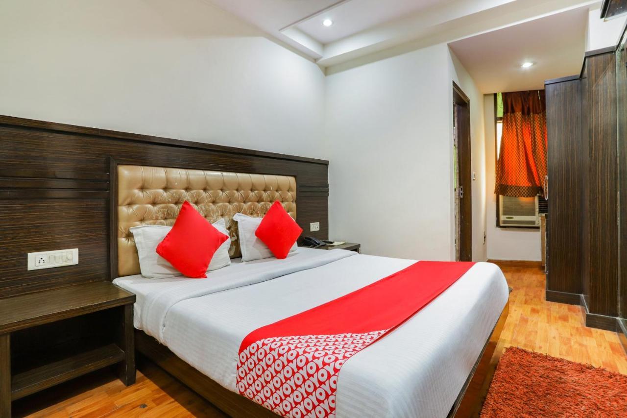 Hotel Shri Ram New Delhi Exterior photo