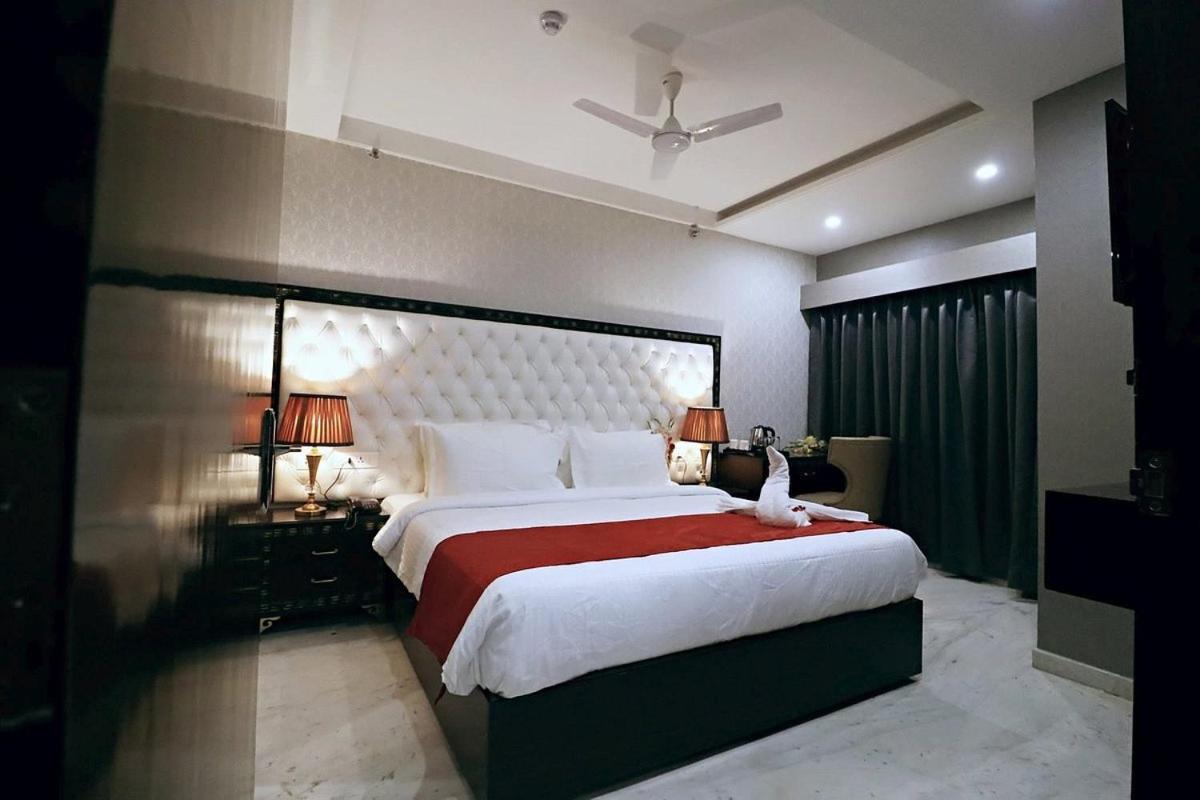 Hotel Shri Ram New Delhi Exterior photo