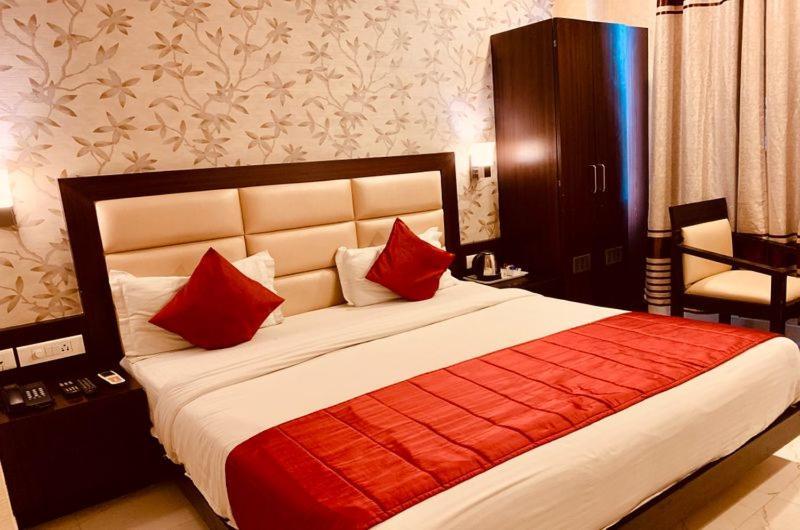 Hotel Shri Ram New Delhi Exterior photo